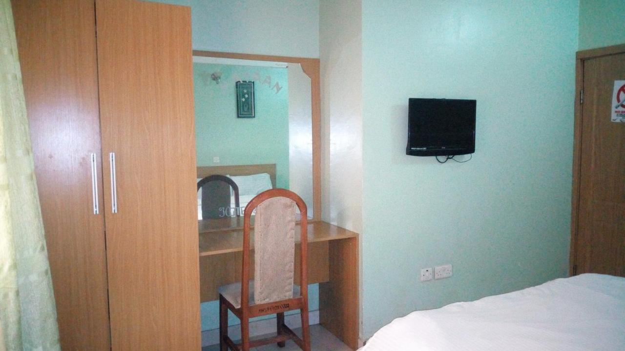 Mataan Hotel And Suites Ibadan Zewnętrze zdjęcie